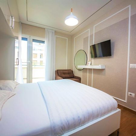 Green Terrace Apartment 4 ติรานา ภายนอก รูปภาพ