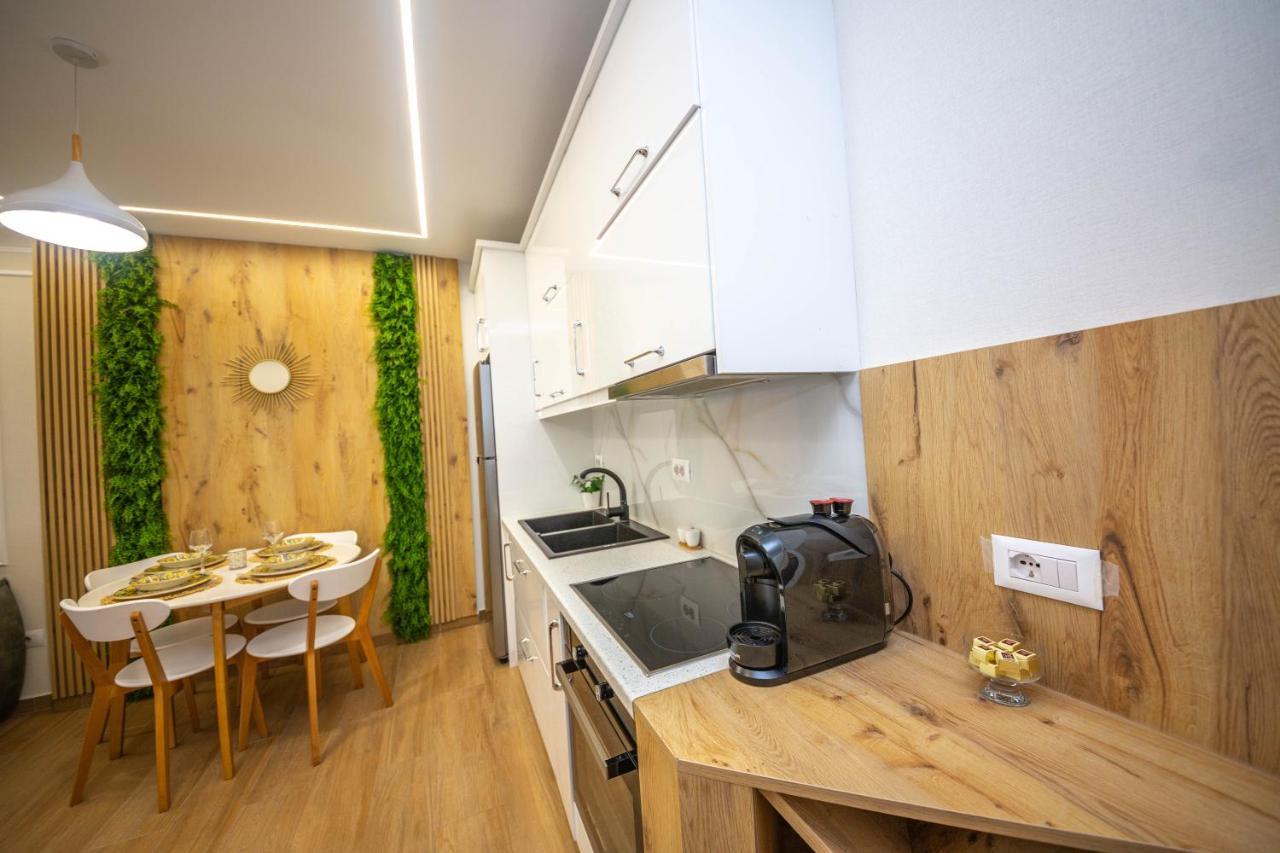 Green Terrace Apartment 4 ติรานา ภายนอก รูปภาพ