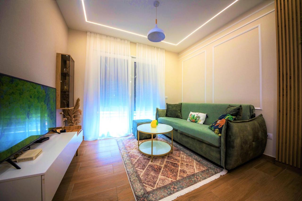 Green Terrace Apartment 4 ติรานา ภายนอก รูปภาพ