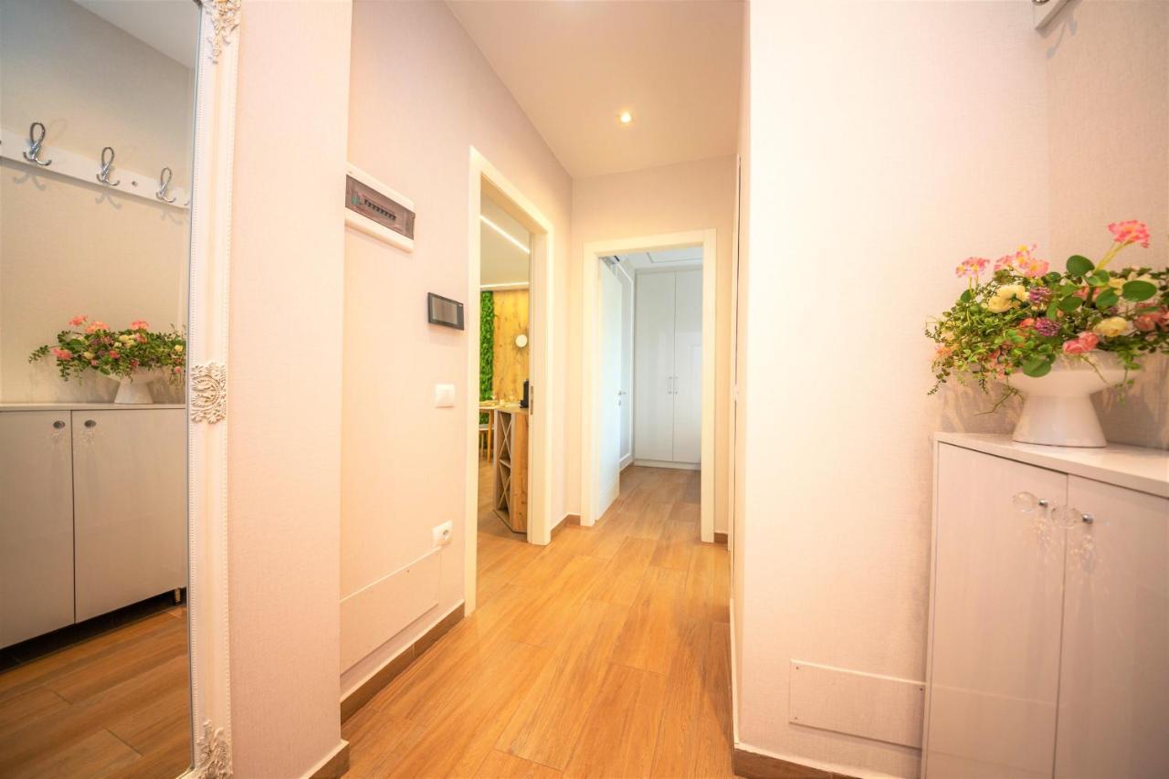 Green Terrace Apartment 4 ติรานา ภายนอก รูปภาพ