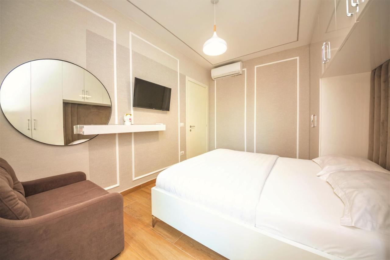 Green Terrace Apartment 4 ติรานา ภายนอก รูปภาพ